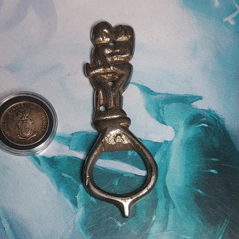 Vintage plated Metal Beer Bottle Opener "the lovers" Breweriana Design 