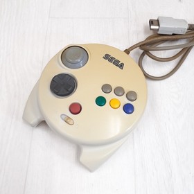 Sega Saturn Japanese white console bundle with 3D Multi Controller & 5 Games