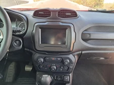 Used A/C Selector Switch fits: 2018 Jeep Renegade control panel w/AC w/automatic