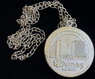 Dunes Casino Las Vegas 25th Anniversary 1955-1980 Medallion And 27 Inch Chain