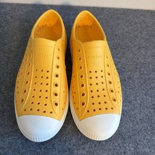 Big Kids Girls Yellow Native Jefferson Child Slip On Water Shoes J6
