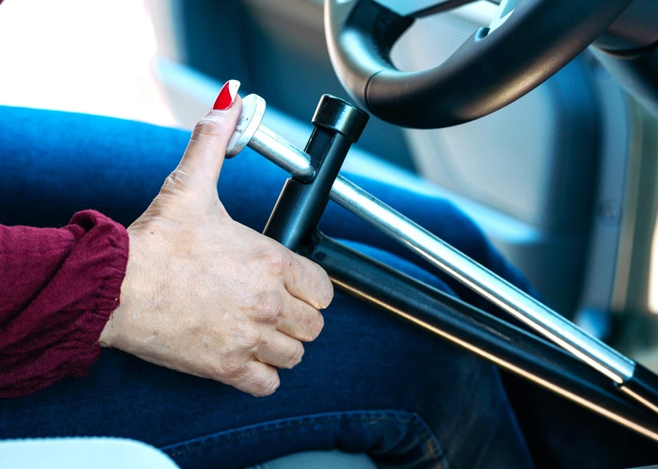 QuicStick Portable Hand Controls Disabled Driving Handicap - Image 3 of 4