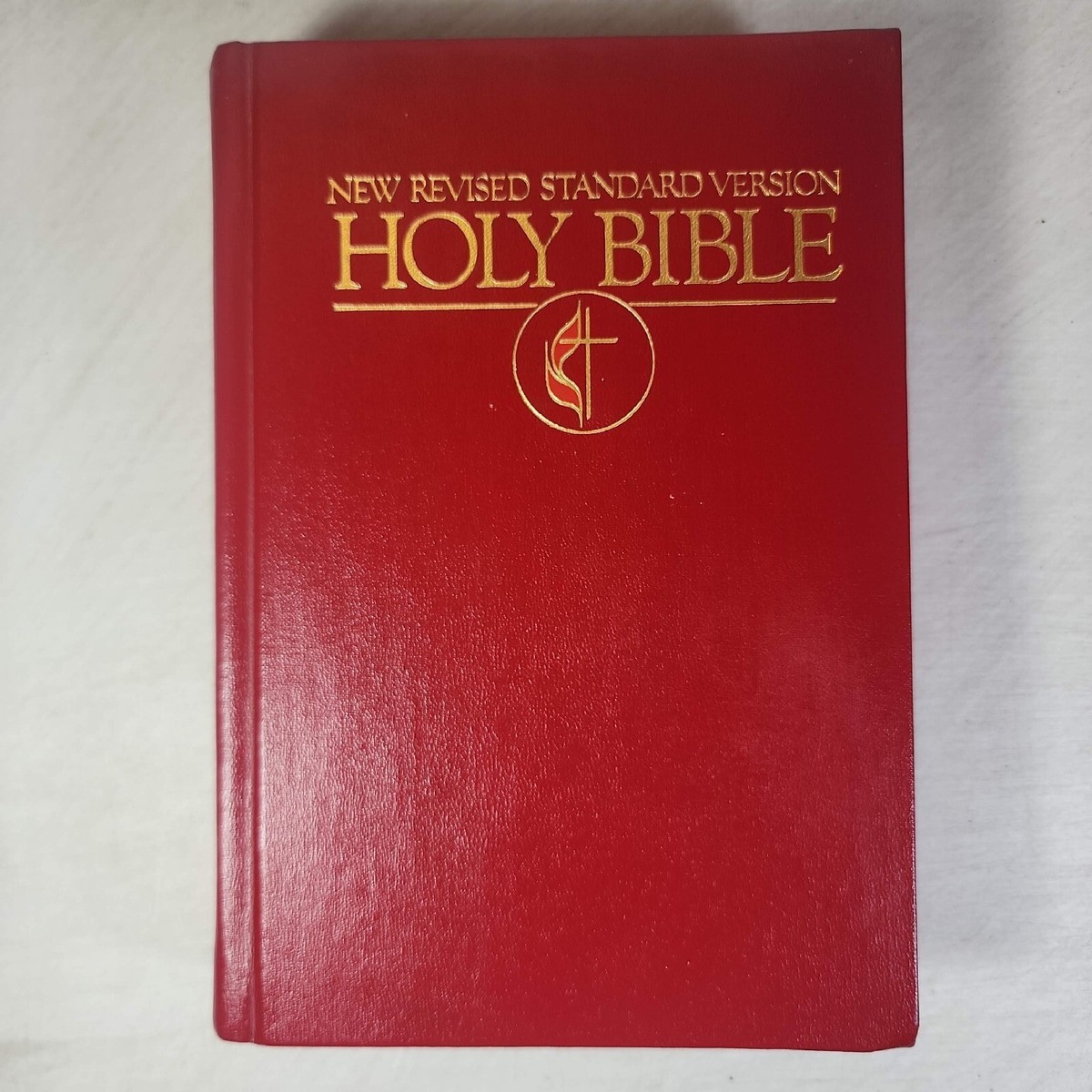 New Revised Standard Version Holy Bible 1990 Vintage Hardcover Red