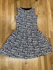 Jones New York Career Office Event Women’s Dress Size 8 Black Fit N Flare