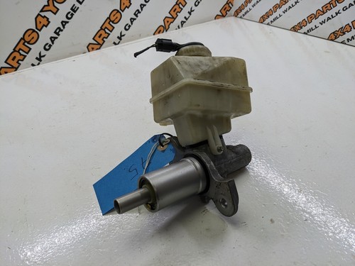 BMW X3 E83 2.5 2004 BRAKE MASTER CYLINDER 32067199 - Picture 2 of 5