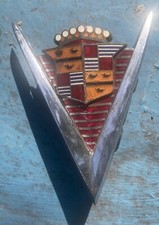 1947 Cadillac Hood Emblem Cloisonne Crest And V Driver Quality....see Photos 1947 Cadillac Hood Emblem Cloisonne Crest And V Driver Quality....see Photos