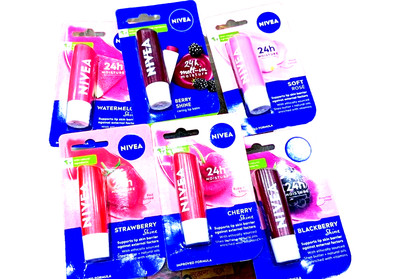 Nivea Lip Care Balm Keeps Lips Hydrated and Moisturized All Naturals Soft lip