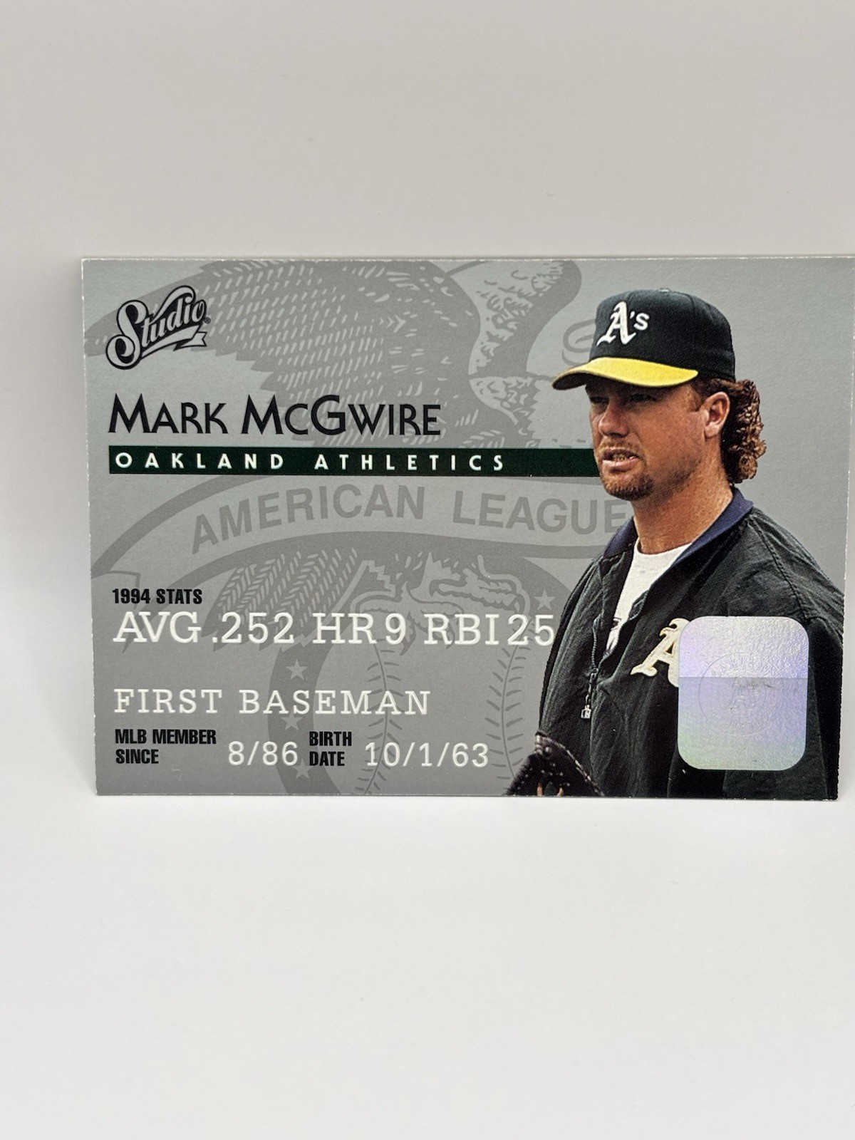 1995 Studio Mark McGwire #141 Athletics NM