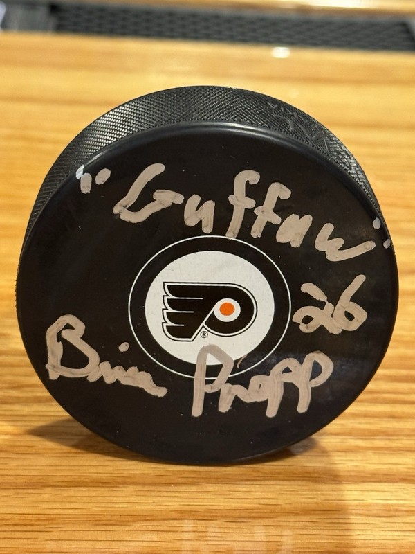 Philadelphia Flyers - Brian Propp Signed Puck