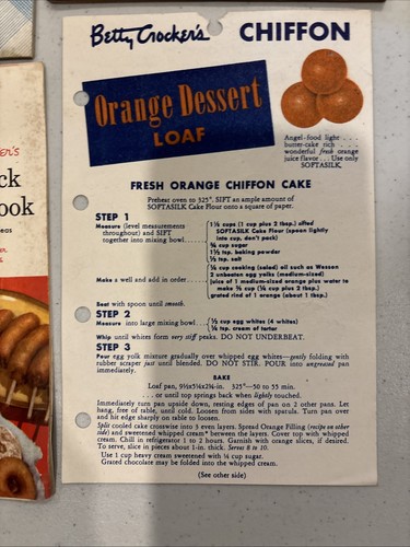 Vintage Betty Crocker’s Recipe Books Circa 1930’s - Picture 6 of 6