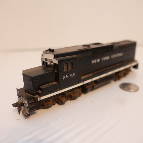 Athearn Ho Gauge GP30 Diesel Locomotive New York Central 2532 Engine ...