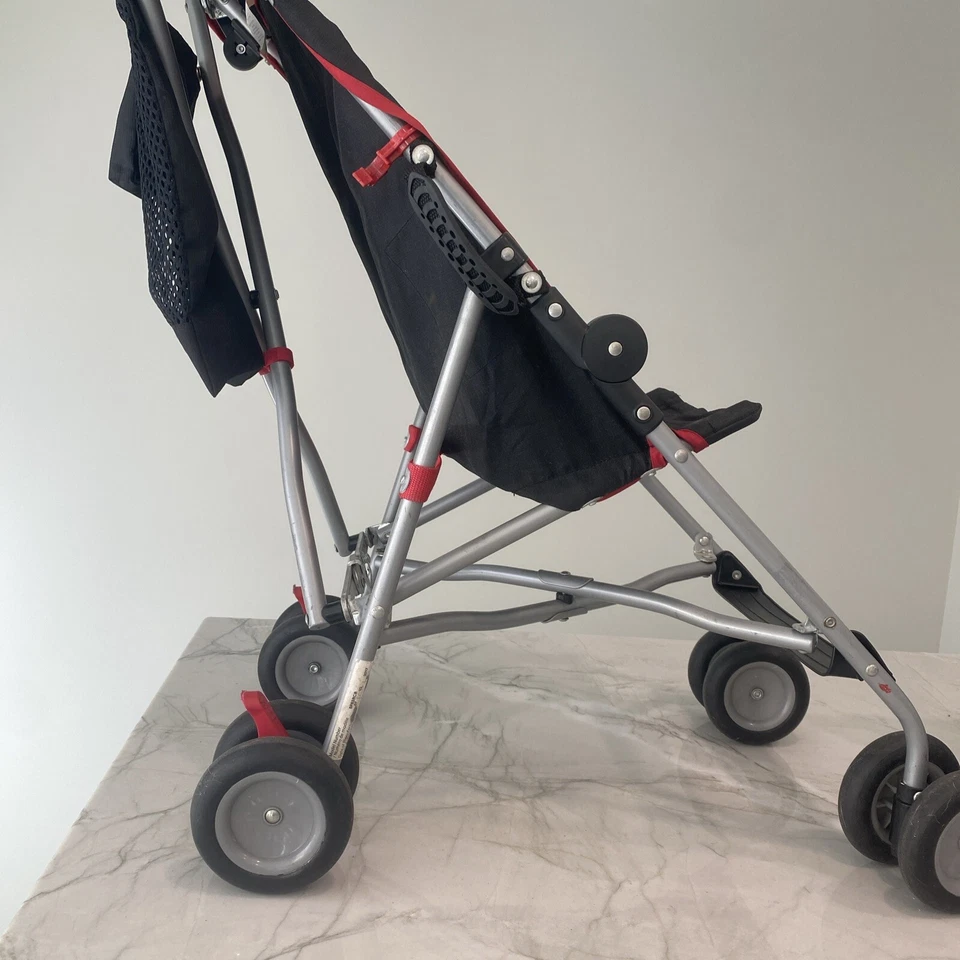 Cochecito Babies R Us Geoffrey con almacenamiento adicional y sombrilla PICK UP NJ Foto 2 de 4