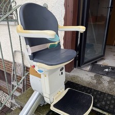 Treppenlift AP+ Modell G540A – Außenlift für gerade Treppen– voll funktionsfähig