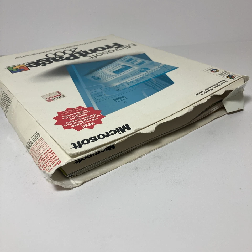 Vintage Microsoft FrontPage 2000 W/ Original Box, Booklets And Software - Image 3 of 4