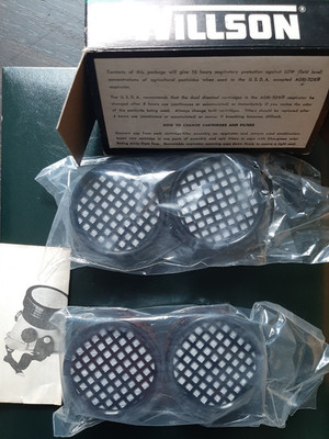 Vintage WILLSON RESPIRATOR A-SA Cartridge Filter Replacements - Orig Box Wilson