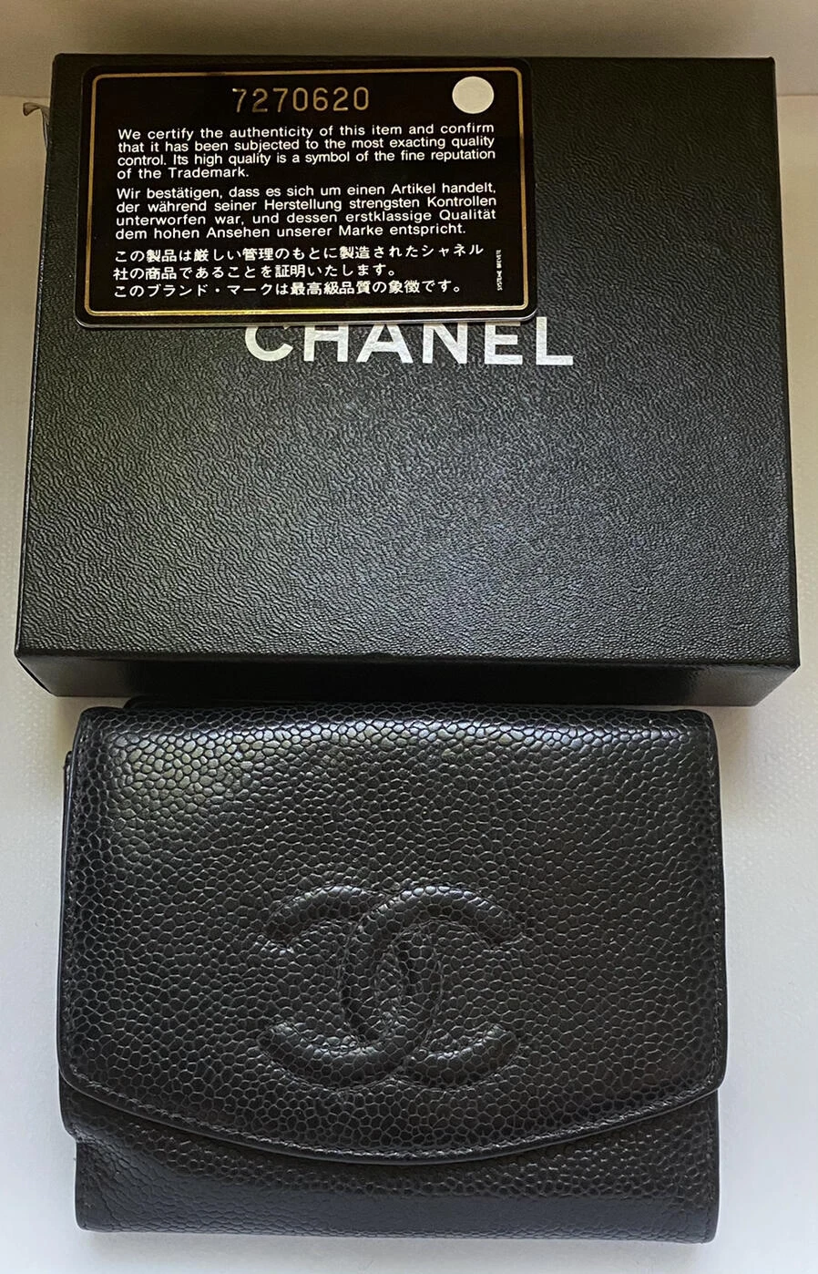 Chanel — Auth Vintage Chanel Timeless Black Caviar Compact Wallet Gold Hardware Full Set