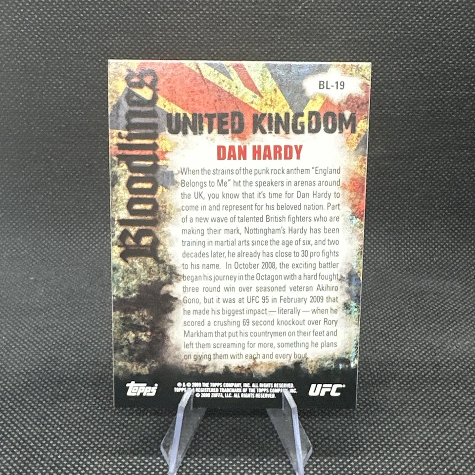 TOPPS UFC 2009 ROUND 2 DAN HARDY BLOODLINES CARD #BL-19 - Image 2 of 2