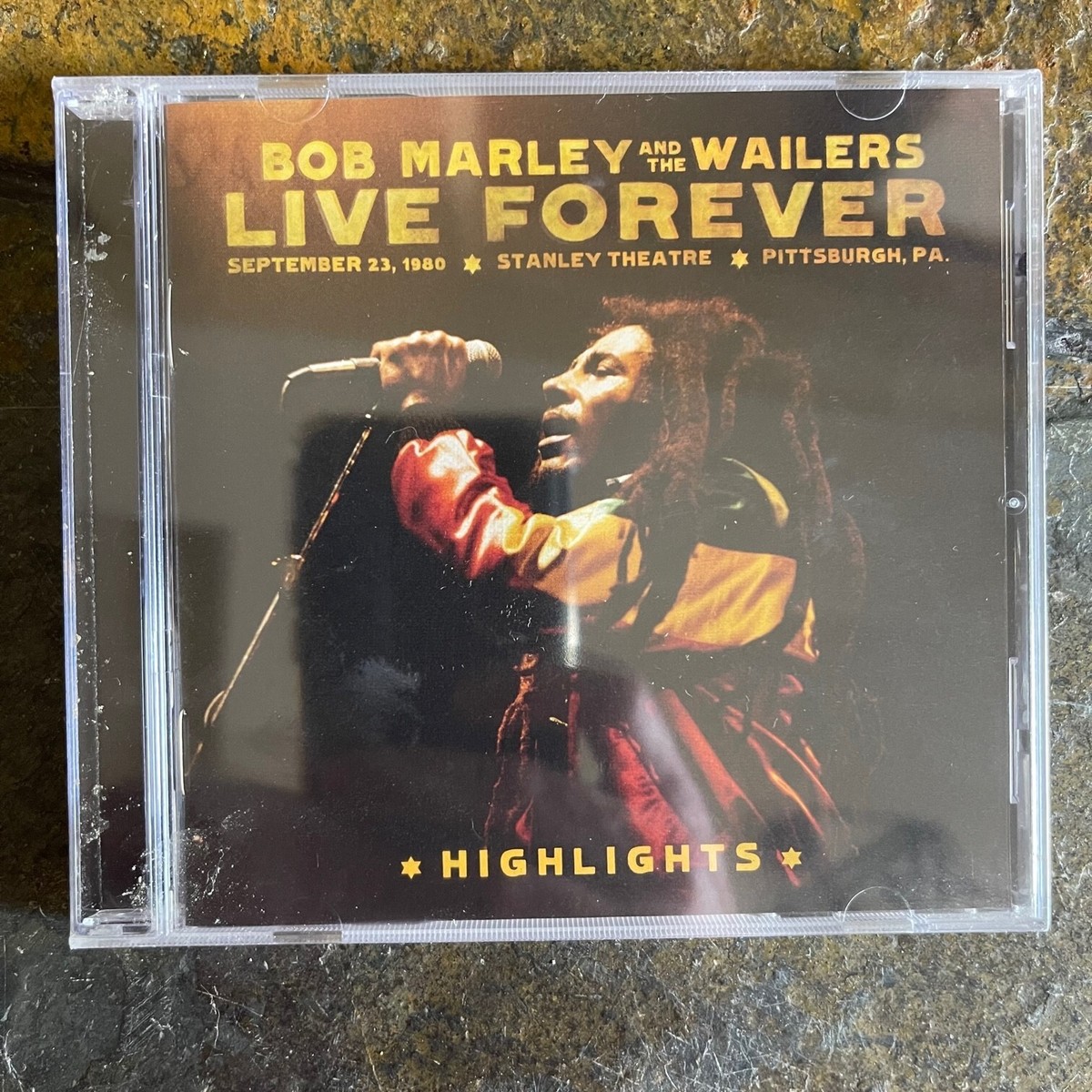 BOB MARLEY AND THE WAILERS - Live Forever: Stanley Theatre