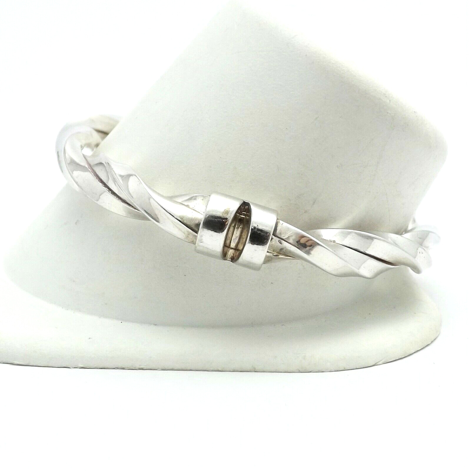 Sterling Silver Square Twisted Hinged Bangle Brac… - image 5