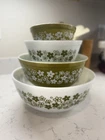 Vintage Pyrex Spring Blossom/Crazy Daisy Nesting Mixing Bowl Set 401-404 Green
