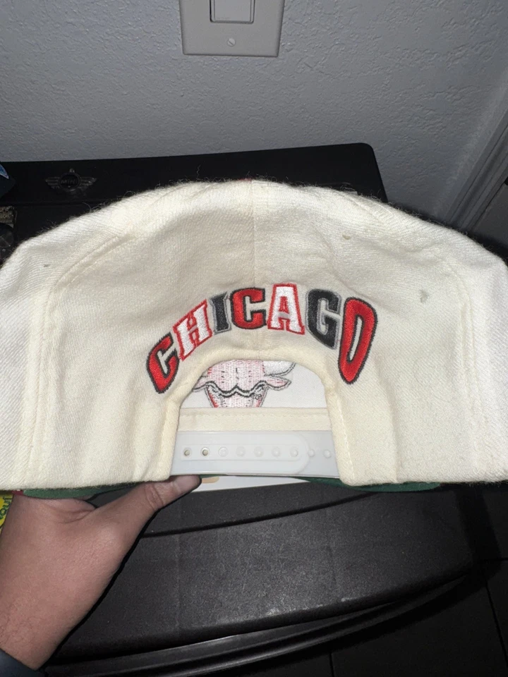 Boné vintage Chicago Bulls Snapback Grossman Cap Co. MARCA 100% LÃ - Imagem 2 de 3