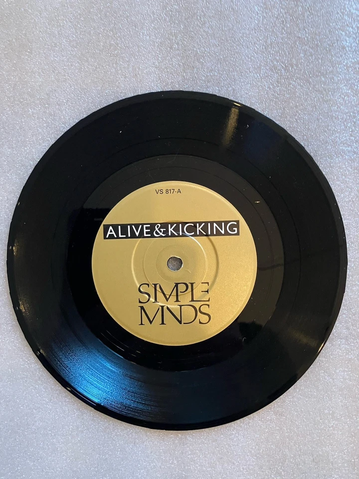 Simple Minds Alive and Kicking 7” Vinyl VS817 VG/VG PLAY TESTED - Image 3 of 4