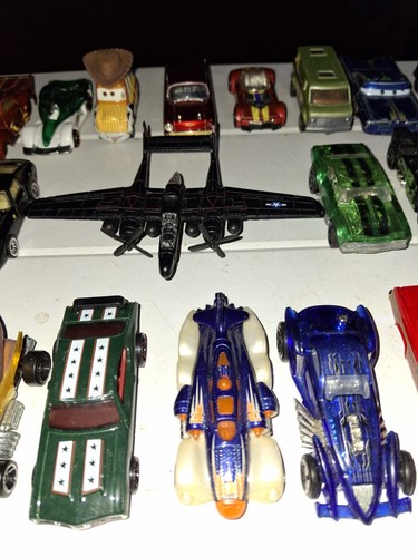 Hot Wheels Matchbox lotto di 29 auto pressofuse camion furgone autobus 4 ruote aereo seconda guerra mondiale - Foto 3 di 18