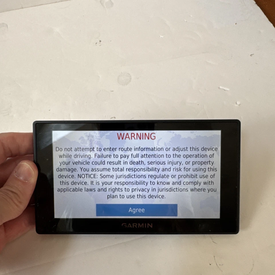 GARMIN NAVIGATION DRIVESMART 60 LMT GPS UNIT 6" SCREEN WITH TRAFFIC - Image 2 of 4