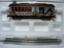 HAWTHORNE VILLAGE "TRUE GRIT" BOXCAR AND TRACK