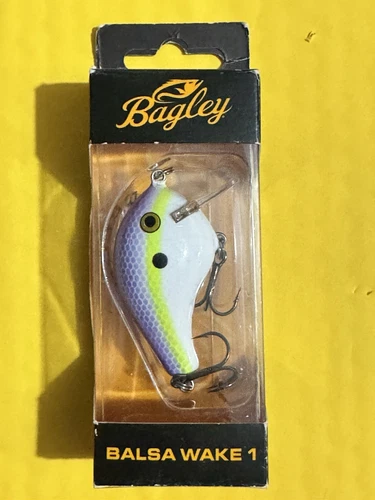 Bagley Balsa Wake 1   2"  5/16" 0'-2'  Purple Sexy Shad