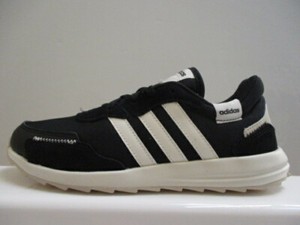 adidas retro run trainers