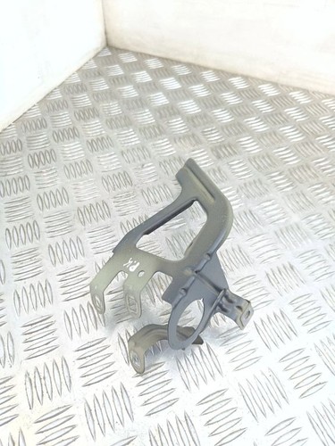 BMW 5 F10 F11 2012 Vorne links Halterung Kotflügel RPG18398