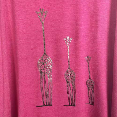 Top donna Z By Zobha in rayon senza maniche rosa con 3 giraffe oro taglia large - Foto 5 di 8