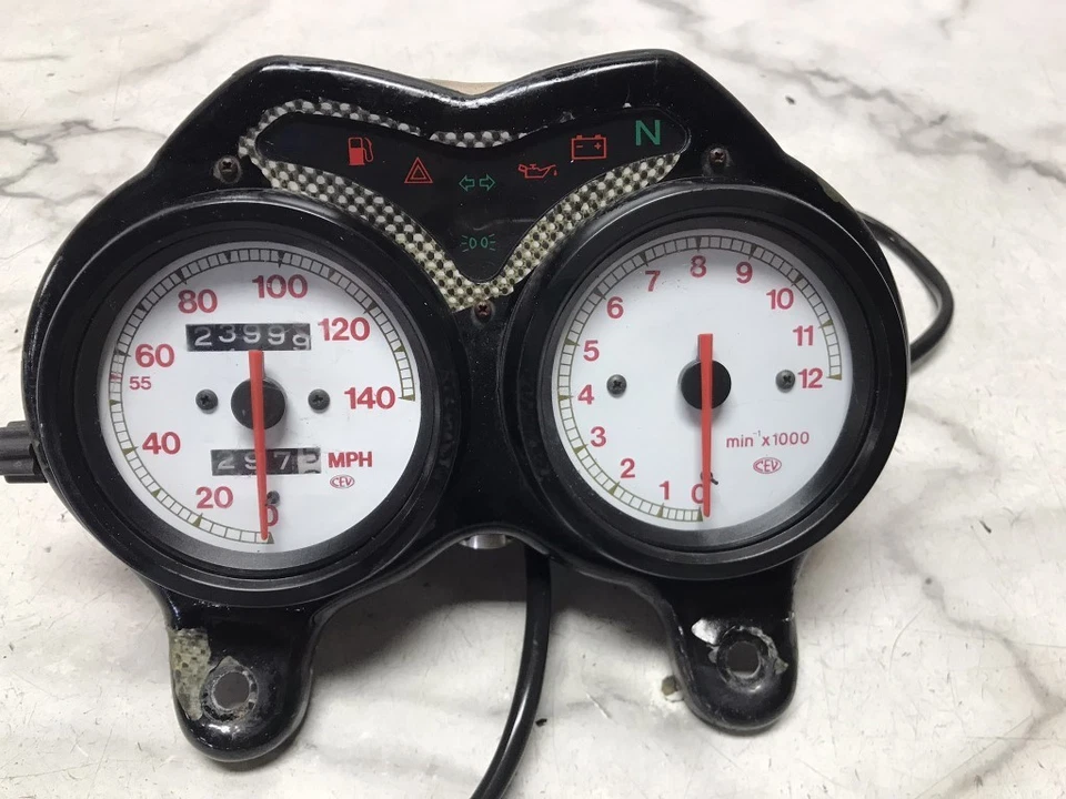 99 Ducati M750 M 750 Monster Medidores Velocímetro Velocímetro  Foto 2 de 4