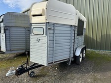 Converted horse box catering trailer/ Rice trailer/ hog roast/Mobile Bar