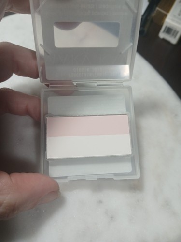NUOVO Mary Kay Minerale Evidenziatore Polvere Rosa Porcellana Smalto Rosa - Foto 2 di 2