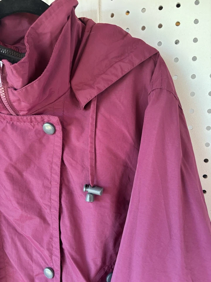 Chaqueta con Capucha Woman Within 2X 26/28 Borgoña Anorak Forrada de Vellón Ligera Peso Medio Foto 2 de 4