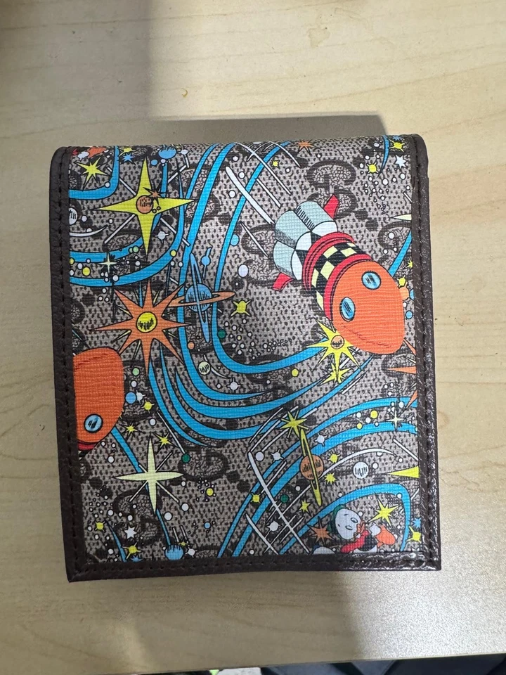 Auténtica Cartera Gucci Pato Donald Edición Limitada Plegable PVC Cuero Beige Marrón Foto 2 de 2