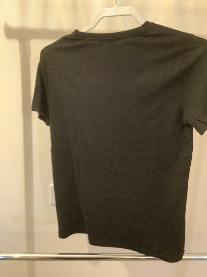 New Look Ladies Christmas T-shirt Size 8 - Image 2 of 4