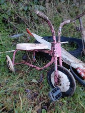 Vintage tricycle for child pink