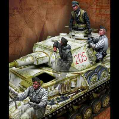 1/35 Scale Resin WWII US Tank Crew Figures (4 Unassembled/Unpainted Figures) 388 - View #2