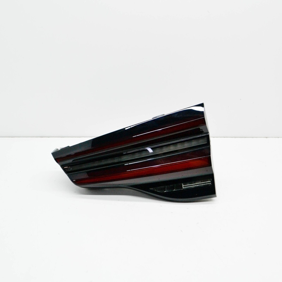 BMW X3 G01 F97 Right Side Tailgate Taillight 63239463054 9463054 