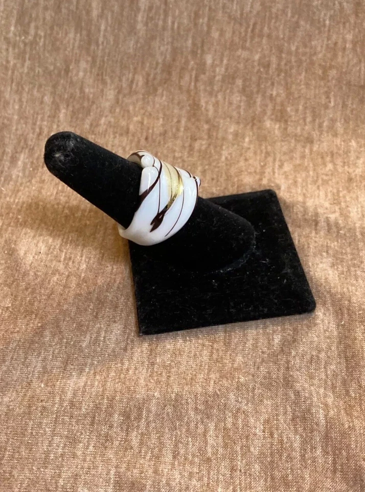 Anillo Acrílico Blanco Marrón Dorado Talla 7 C123-5 Foto 3 de 4