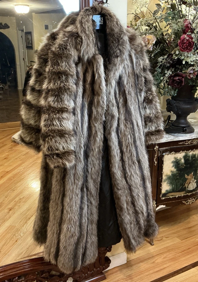 Long Raccoon SZ M Fur Coat - Image 2 of 4