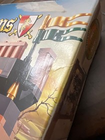 New Sealed Lego Castle 7187 KINGDOMS Escape from Dragon's Prison 2011