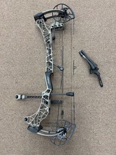 Mathews Lift 29.5 RH Granite with extras