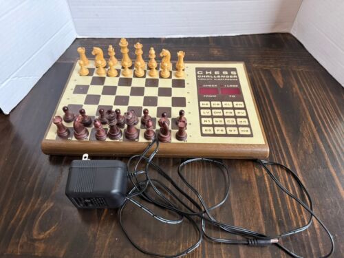 Vintage Fidelity Electronics Chess Challenger Game 8”L x 12”W x 1”D- Tested Work