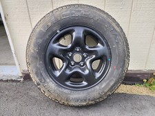Bridgestone Dueler Ht 687 P22570r16 101s Bridgestone Dueler Ht 687 P22570r16 101s