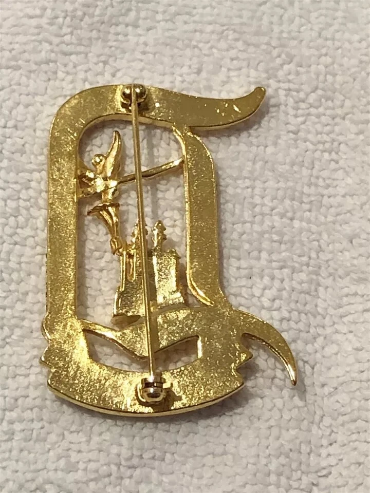 RARE Brooch Disney Pin Tinker Bell Tram Driver Letter D Sleeping Beauty Castle - Image 2 of 2