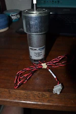 PITTMAN 12 VDC MOTOR GM14903E201-R1 19.7:1 RATIO - NEW 